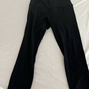 Size 8 lululemon align crop pants